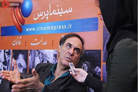 صادقی: تئاتر امروزه به دست دلال هایی افتاده که نه سواد دارند و نه اشرافی به حوزه فرهنگ/ رسانه ها از مسئولان مطالبه گری کنند